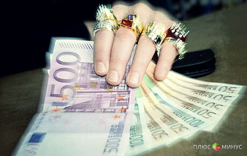 «Богатые тоже плачут»: Олланд все же ввел налог на роскошь