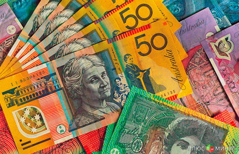 Австралийский доллар вырос, отступив от семимесячного минимума