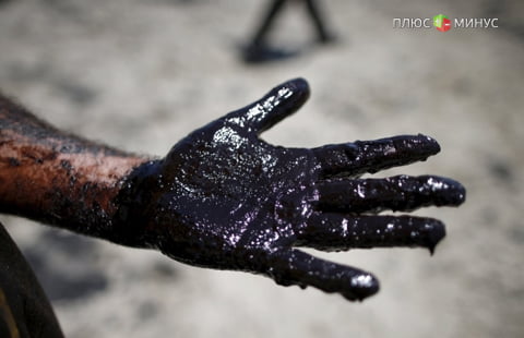 Нефть: пятьдесят на пятьдесят Нефть: пятьдесят на пятьдесят