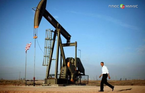 Нефть продолжила падать на фоне данных по запасам в США