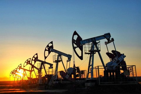 Долг нефтекомпаний продолжает расти Долг нефтекомпаний продолжает расти