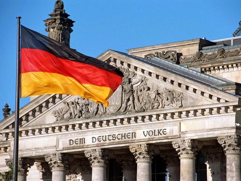 Экономика Германии во 2-м квартале выросла больше, чем по прогнозу