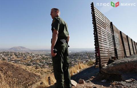 Трамп все же намерен построить стену на границе с Мексикой