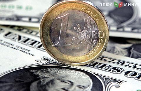 Курс доллара к евро поднялся до максимума за 13 лет Курс доллара к евро поднялся до максимума за 13 лет