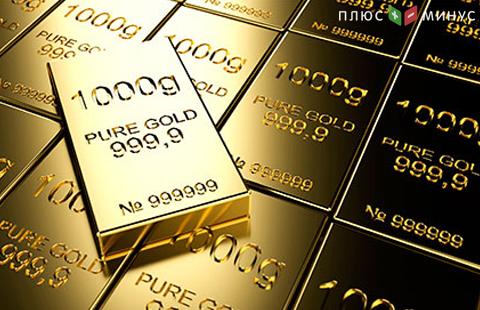 Золото выросло до 1235 долларов за унцию