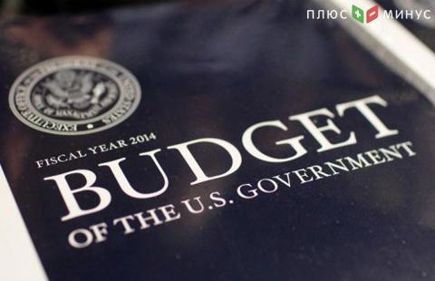 Дефицит бюджета США за 4 месяца фингода снизился на 2,2%