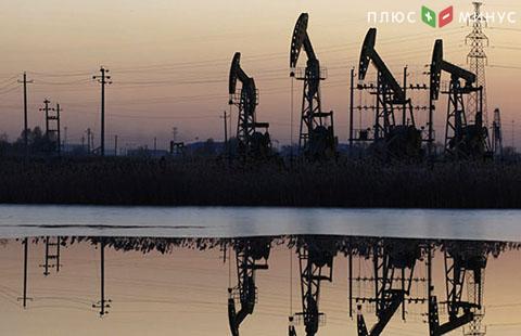 Нефть падает на фоне восстановления добычи в Ливии