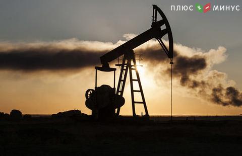 Нефть слабо дешевеет на данных о запасах в США, Brent - выше $48,7 за баррель Нефть слабо дешевеет на данных о запасах в США, Brent - выше $48,7 за баррель