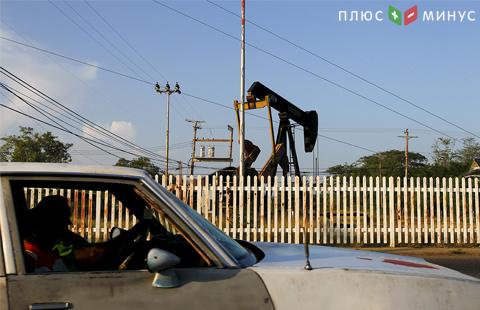 Цена барреля нефти Brent впервые за 2,5 месяца превысила $53
