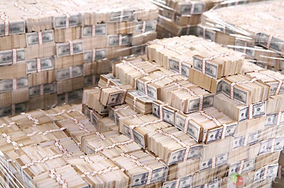 Россияне вывели из страны более 16.5 миллиарда долларов Россияне вывели из страны более 16.5 миллиарда долларов
