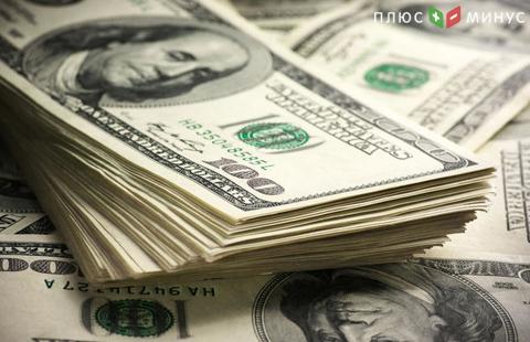Доллар отступил от сильного сопротивления в паре с японской валютой