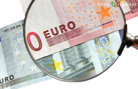 Официальный курс евро на среду вырос до 67,64 рубля