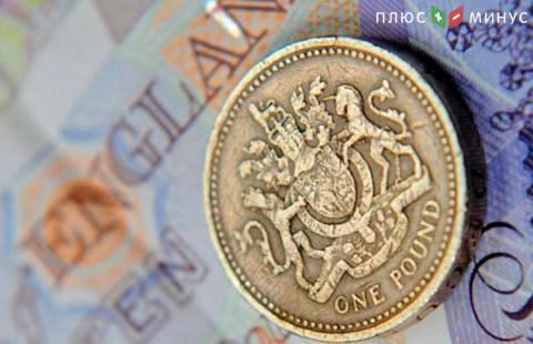 Британский фунт начал новую неделю с падения