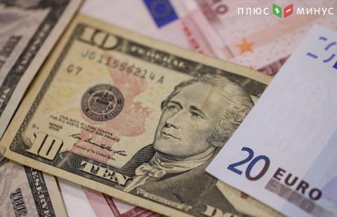 Доллар дешевеет к евро, но дорожает к иене и франку
