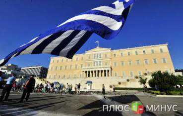 Главный греческий регулятор ухудшил прогноз по ВВП страны