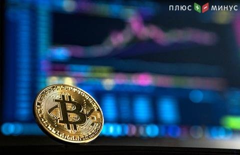 Bitcoin обновил 15-месячный минимум из-за переноса решения по ETF биткоина