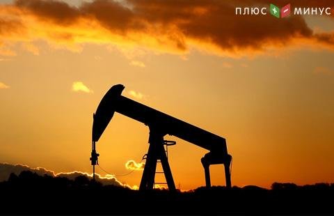 Нефть слабо дорожает после снижения накануне