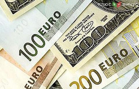 Доллар дорожает к евро