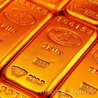После двухнедельного снижения золото начинает дорожать
