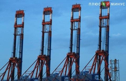 Количество буровых установок в США впервые за три недели сократилось