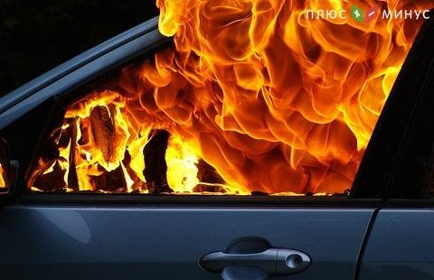 На одесской штрафплощадке сгорело более 20 машин