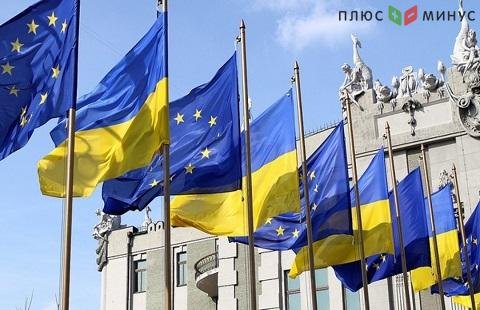 Посол Евросоюза дал оценку украинским реформам Посол Евросоюза дал оценку украинским реформам