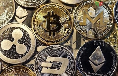 За сутки Биткоин опустился до 8782 долларов За сутки Биткоин опустился до 8782 долларов