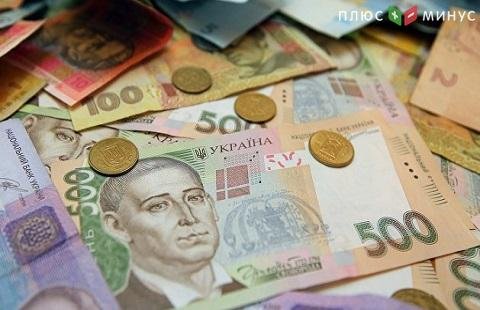 Нацбанк Украины потратил 700 млн долларов за неделю для спасения нацвалюты Нацбанк Украины потратил 700 млн долларов за неделю для спасения нацвалюты