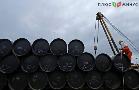 Нефть WTI торговалась с отрицательными значениями