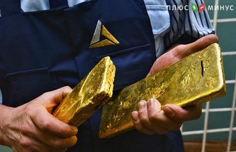 Мировые цены на золото начали повышаться