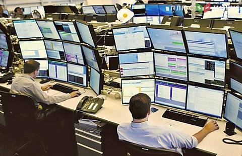 Европейская и американская статистика по экономике повлияли на мировые рынки Европейская и американская статистика по экономике повлияли на мировые рынки