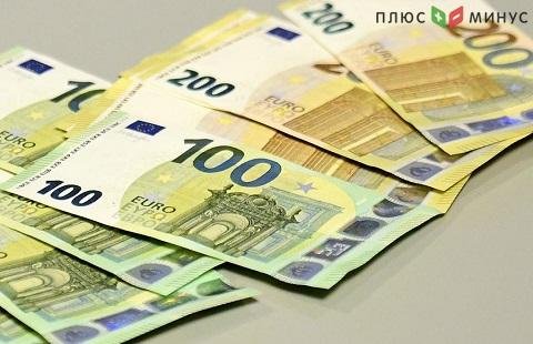 Европейская валюта достигла минимума октября