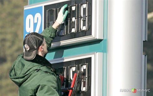 Нефть растет на ожиданиях статистики из США Нефть растет на ожиданиях статистики из США