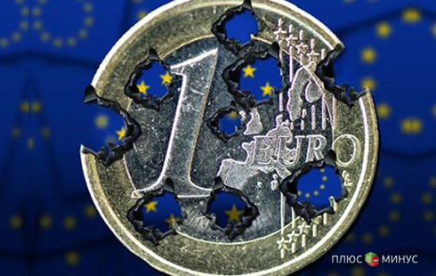 Медлительность европейских политиков снижает привлекательность евро