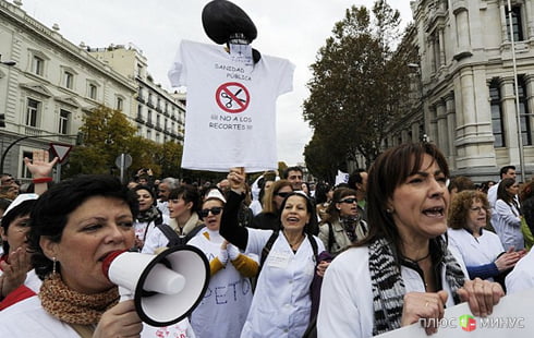 Испанцы устроили «белый протест»