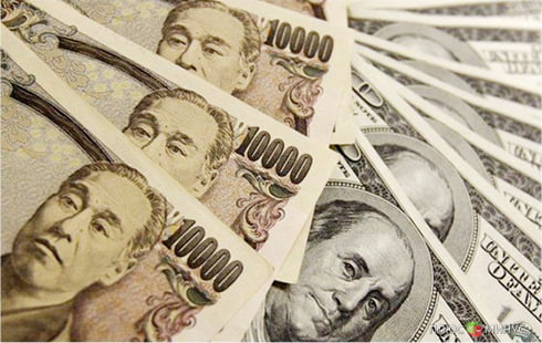 Доллар с радостью ждет стимулирования экономики Японии