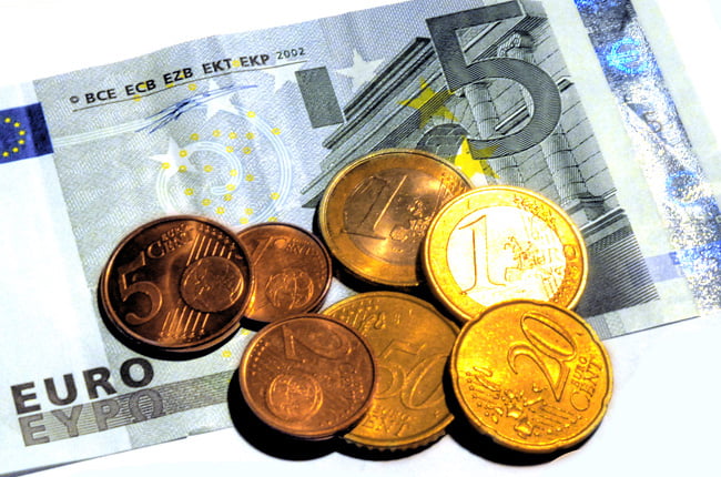Евро «обрел почву под ногами»