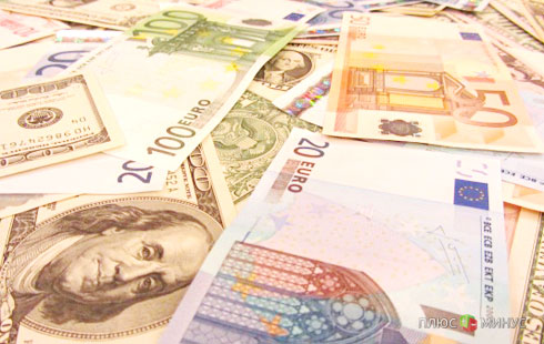 Евро/доллар исследует области сопротивления перед выступлением Бернанке