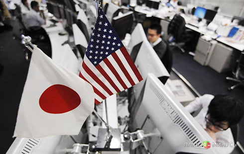 Обзор азиатской сессии: пара USD/JPY протестировала отметку 99.00