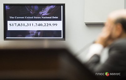 «Потолок обвалился»: госдолг США перевалил психологическую отметку в 17 трлн долларов «Потолок обвалился»: госдолг США перевалил психологическую отметку в 17 трлн долларов
