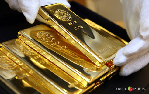 Давление продавцов на золото возобновилось