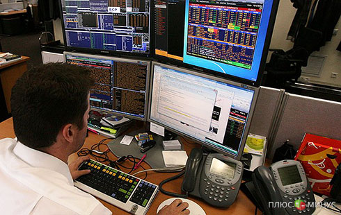 Трейдеров Deutsche Bank ограничили в общении Трейдеров Deutsche Bank ограничили в общении