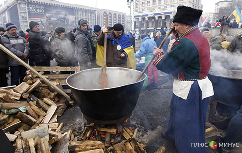 Жизнь кипит, пока Майдан стоит