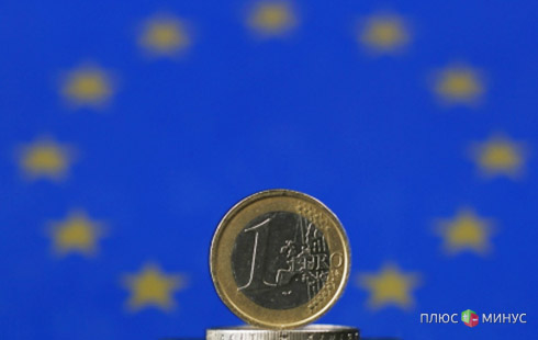 Евро торговался вблизи 11-недельного минимума