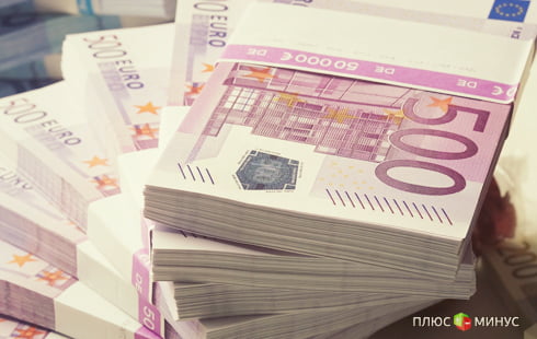 День начался с роста евро День начался с роста евро