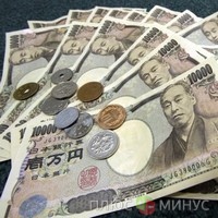 Иена дорожает к доллару на фоне статистики из Японии