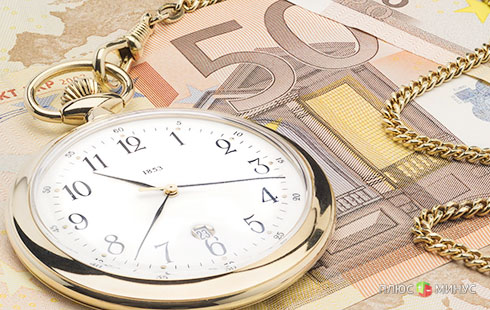 Евро остается под давлением данных из Германии 