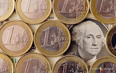 Евро/доллар находится под давлением продавцов