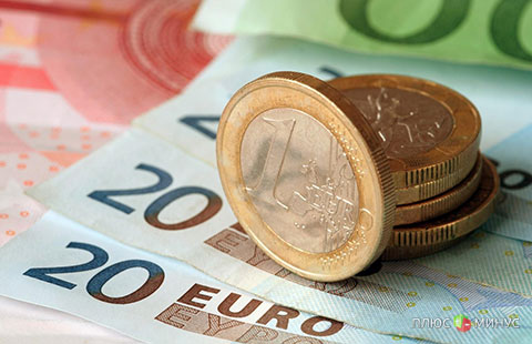 «TeleTrade»: Евро торговался около девятимесячного минимума