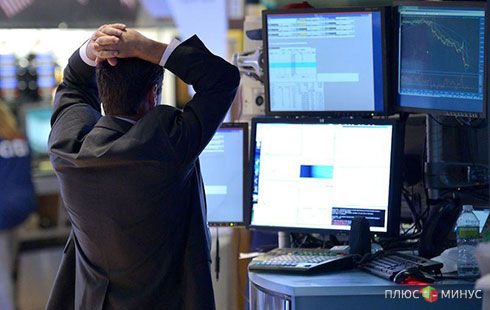 Валютный рынок введет себя спокойно в ожидании выступления главы ФРС 